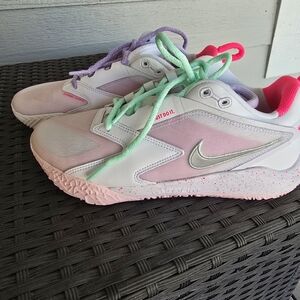 Womens NIKE Volleyball Shoes